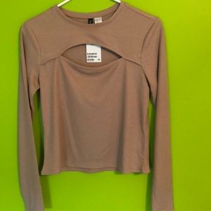 Key hole sweater shirt